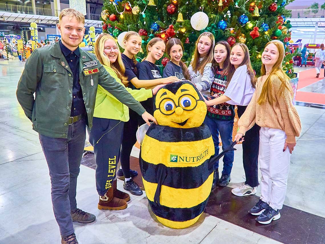 В проекте было занято порядка 15 человек