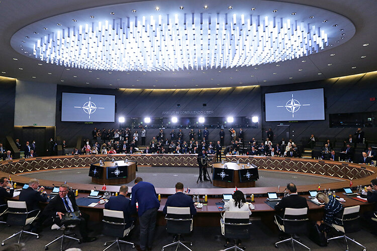 «НАТО, как известно, расширяется, туда вступают Финляндия и Швеция. Мне, честно говоря, это представляется серьезным поражением для альянса». Фото: © Zheng Huansong / XinHua / www.globallookpress.com