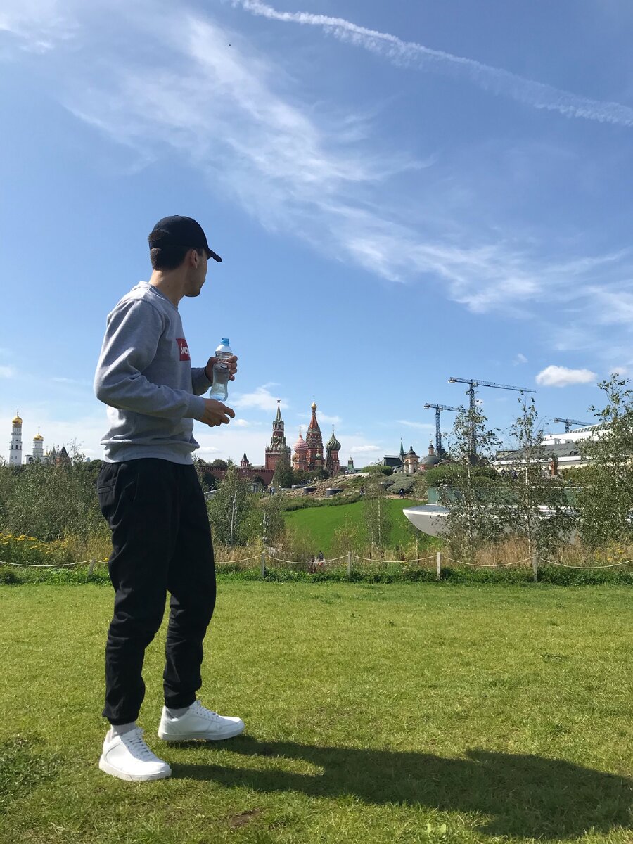 Смотрю в светлое будущее 