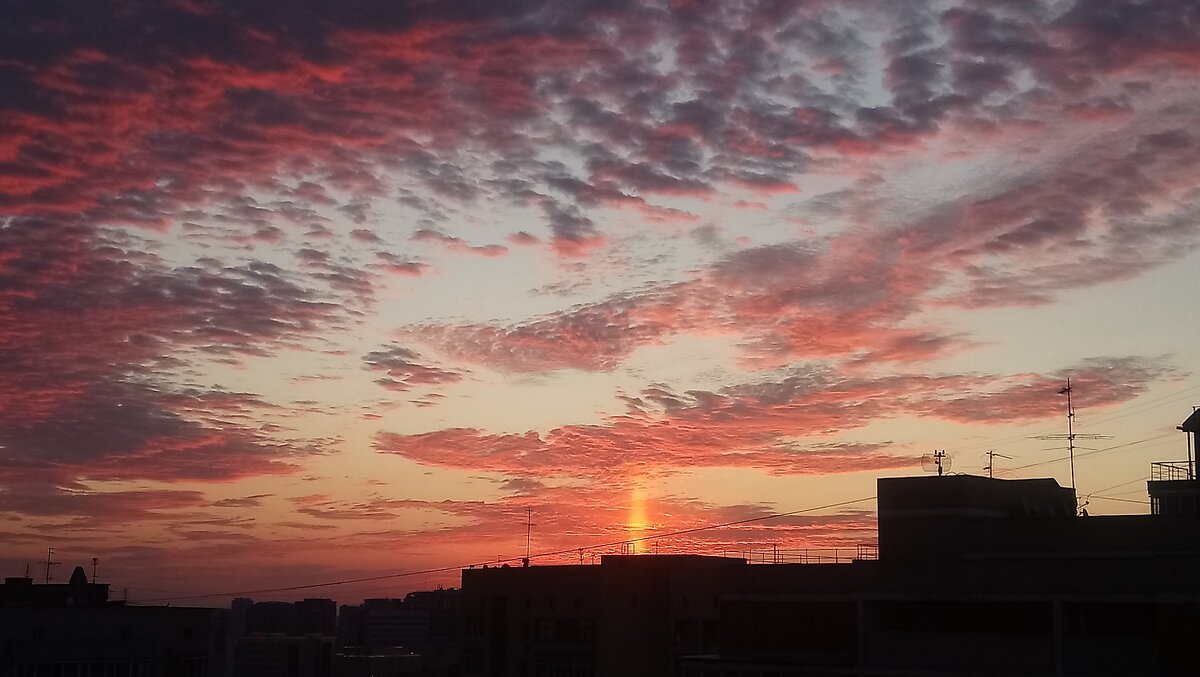 Рассвет,город Краснодар, вид с крыши отеля 