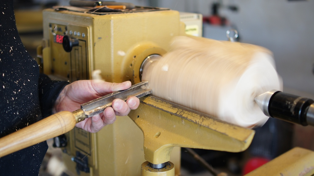 Сбиваем грани обдирочным реером