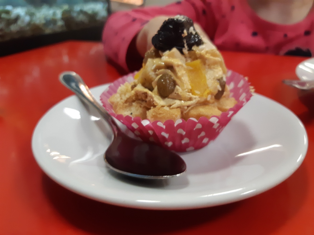 Пирожное. фото автора