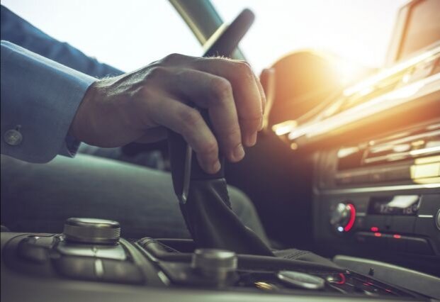 Не дергайте лишний раз коробку передач