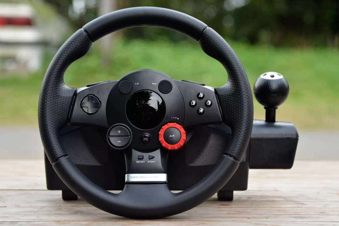 Стоит ли брать руль Logitech Driving Force Gt в 2020 году? | Роман  Шмигирилов | Дзен