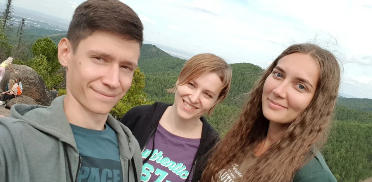 Эти счастливые лица