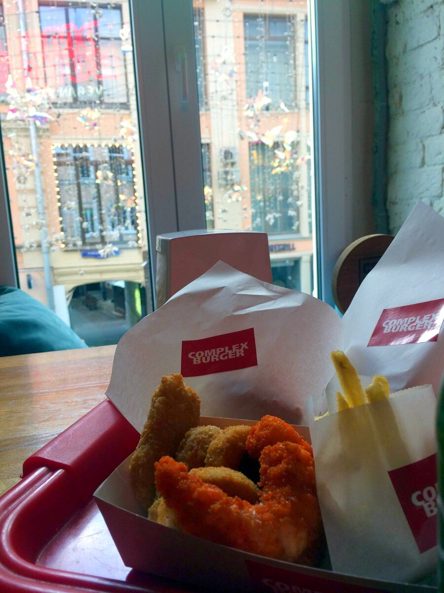 Complex Burger, м Кузнецкий мост, фудкорд Central Park