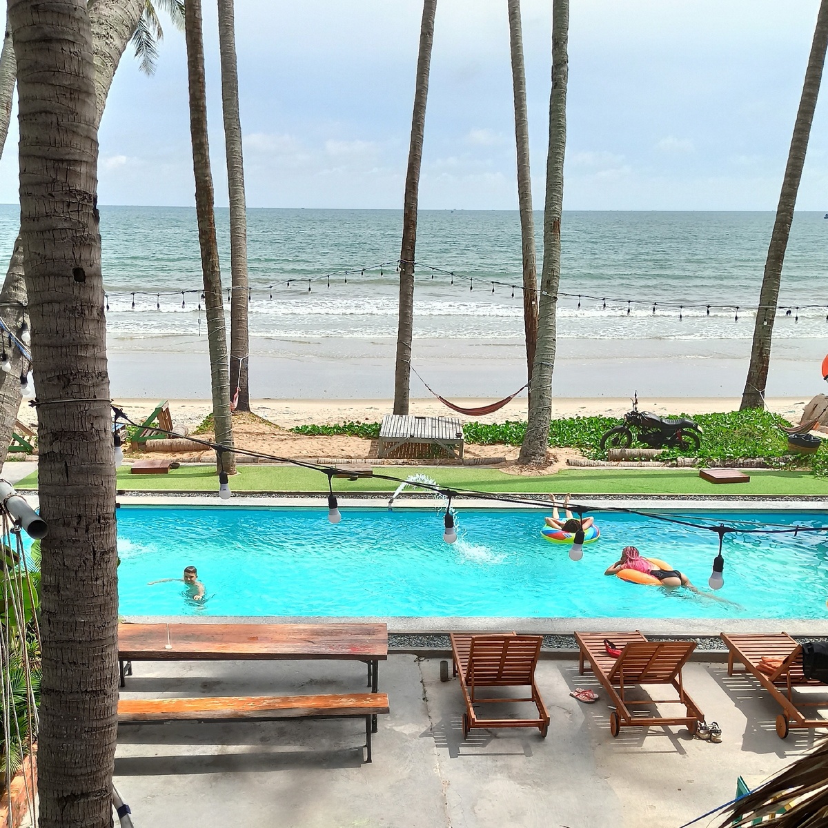 Загадала жить наилучшим и самым экологичным способом.