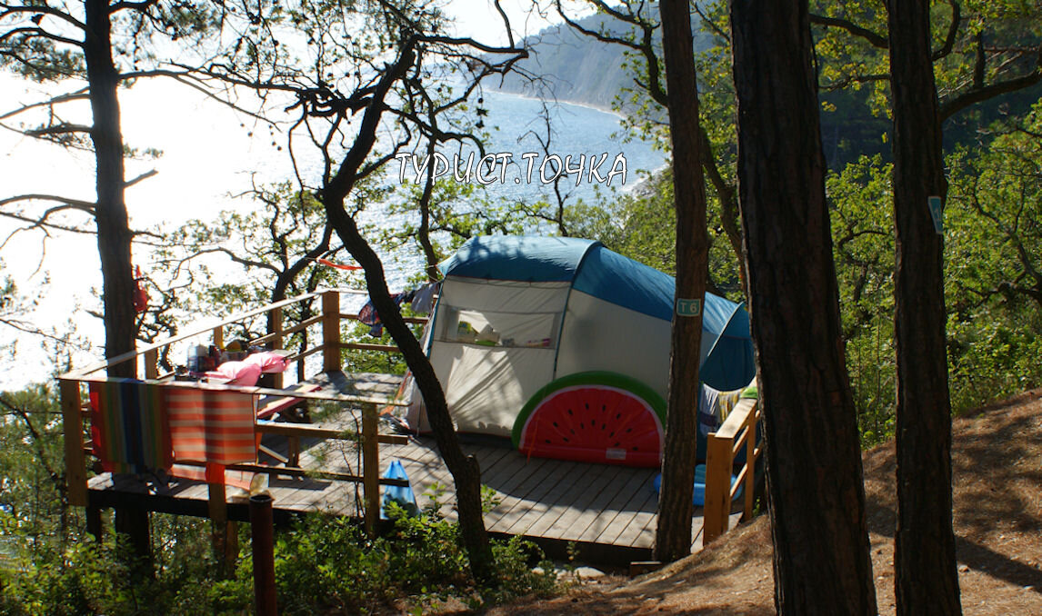 Кемпинг  у моря