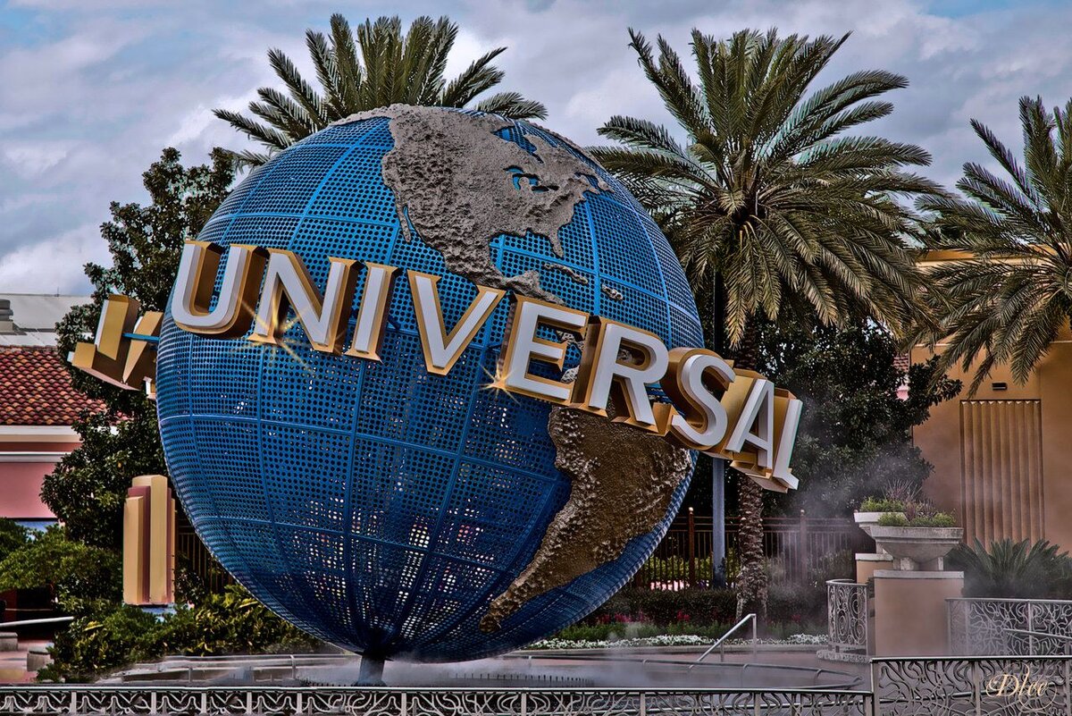 Universal orlando. Америка Орландо Юниверсал. Юниверсал студио основатель. Парк Universal Флорида факты. Интересные факты о Universal Studio.