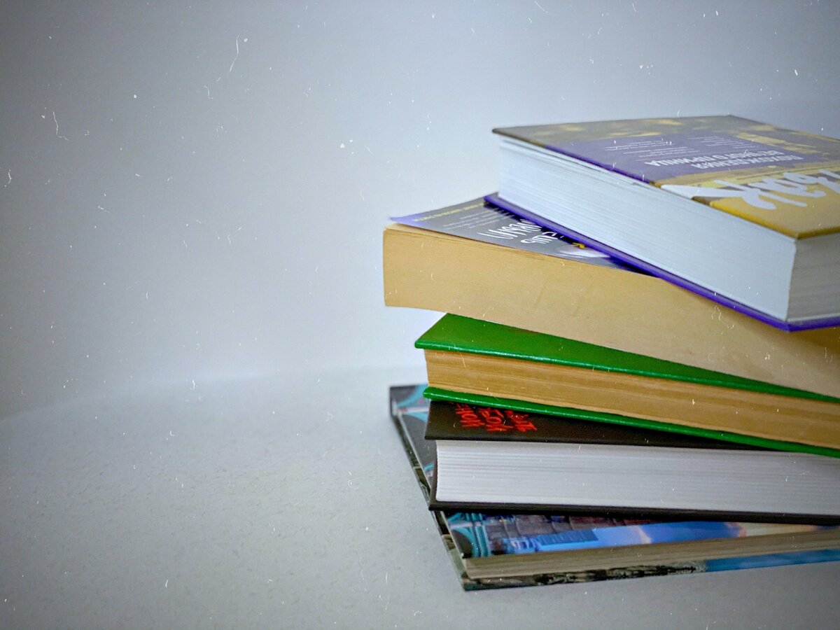 Неудачный брак книга. F20 книга. Книга лучшие путешествия 2020. F20 книга. 20 books.