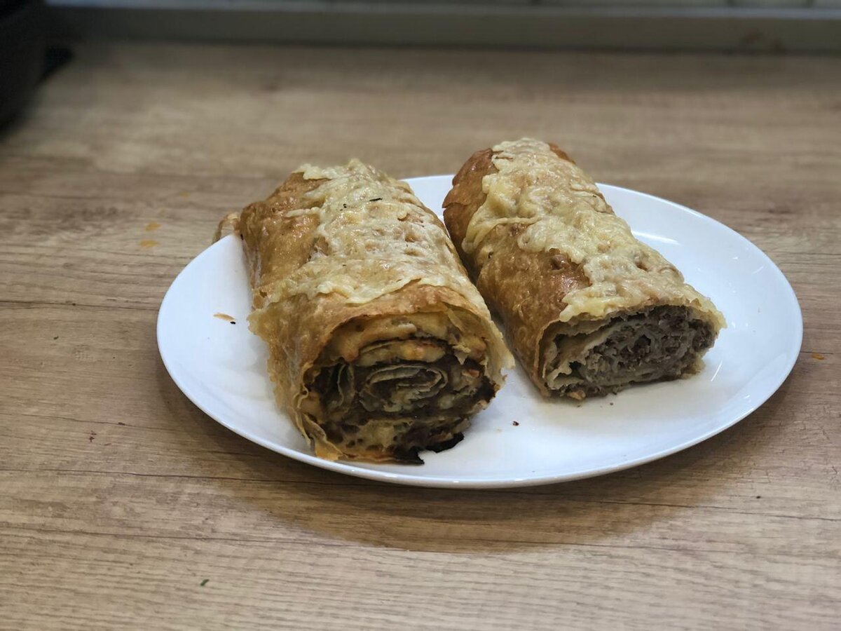 Польский мясной пирог в лаваше