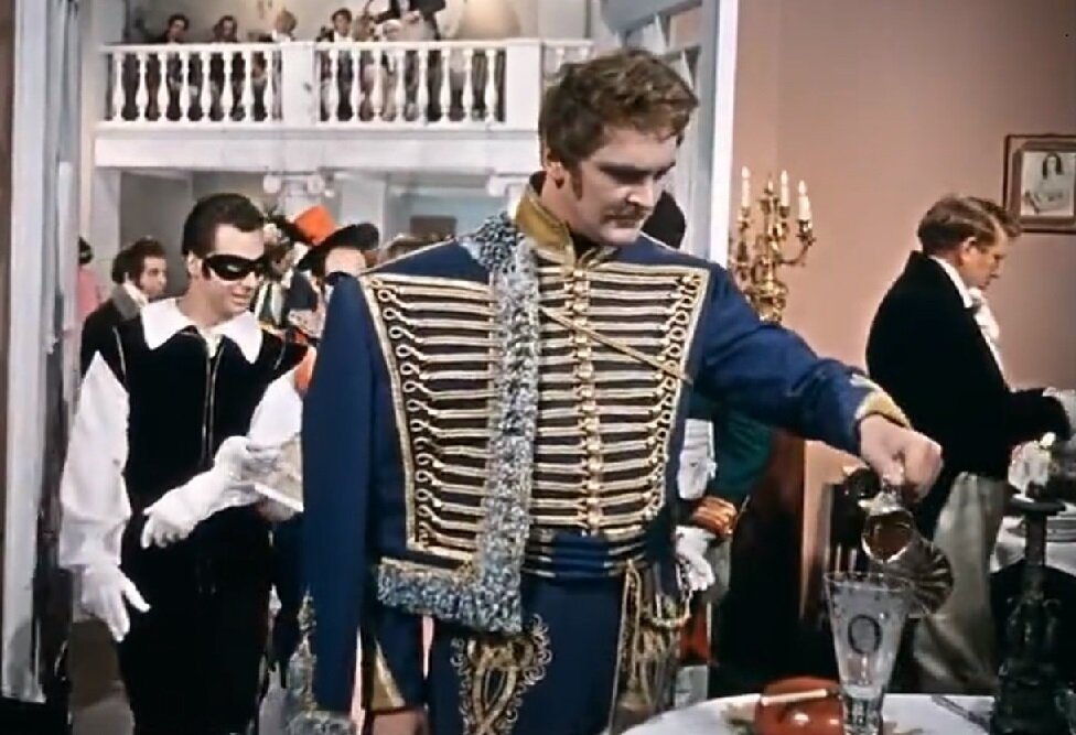 поручик что вы думаете о любви с первого взгляда. поручик ржевский впендюрить. валентин брылеев морозко. поручик ржевский гусарская баллада. валентин брылеев карнавальная ночь.