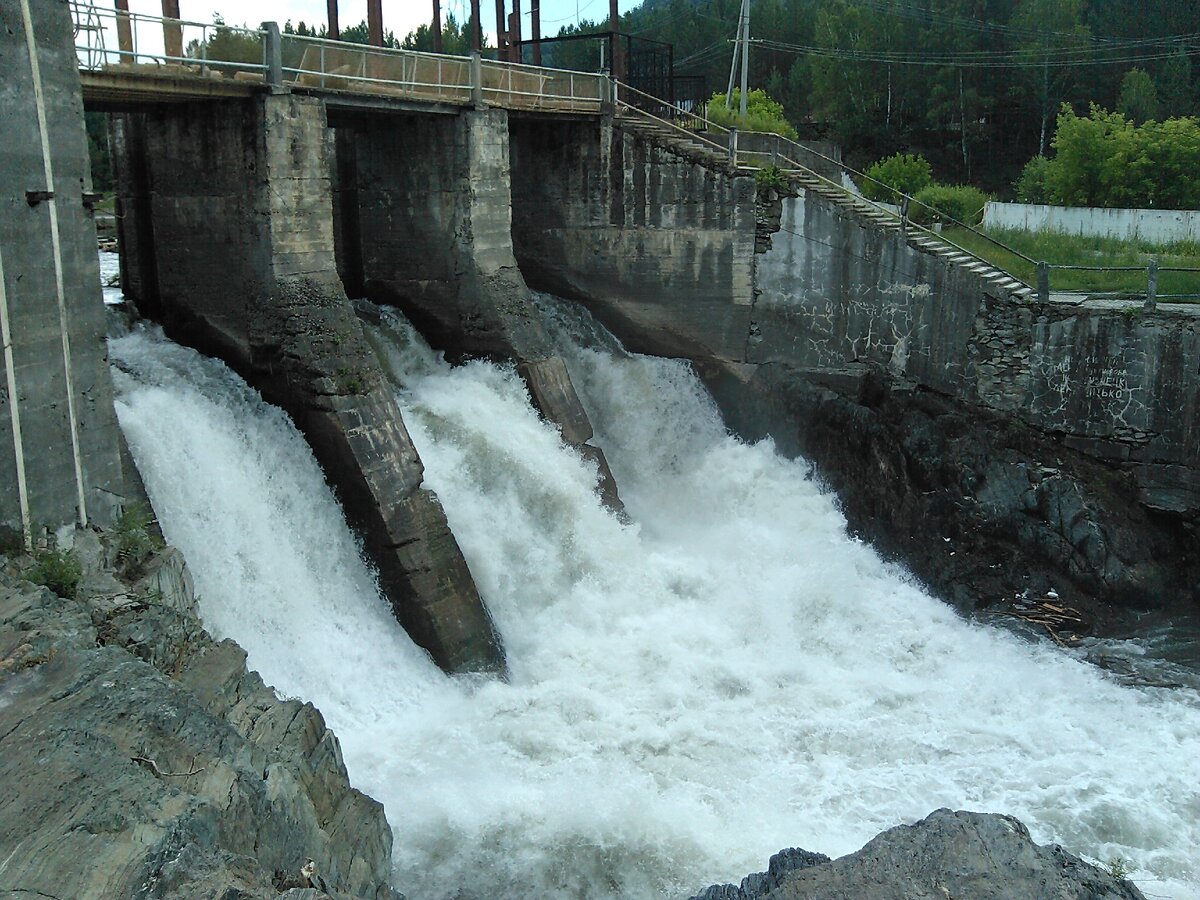 Чемальская ГЭС