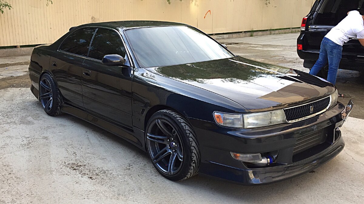 Toyota Chaser Mark 2