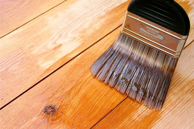 Лак по мебели