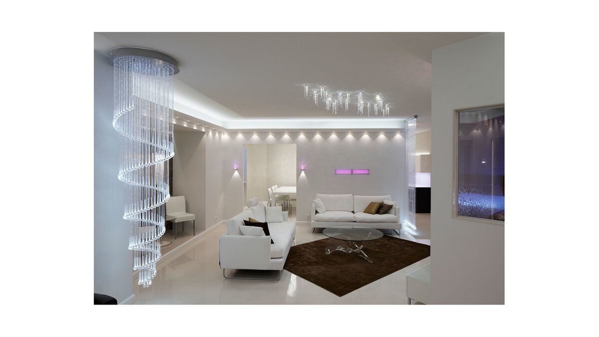 Композиция слева просто великолепна, слов нет