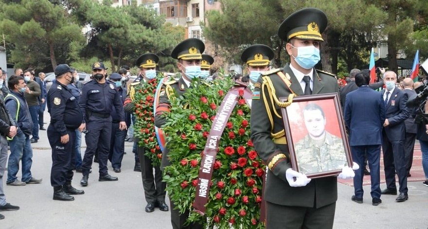 Дмитрий Солнцев, Азербайджанский военнослужащий.Погиб в сражениях против оккупационной армии Армении.