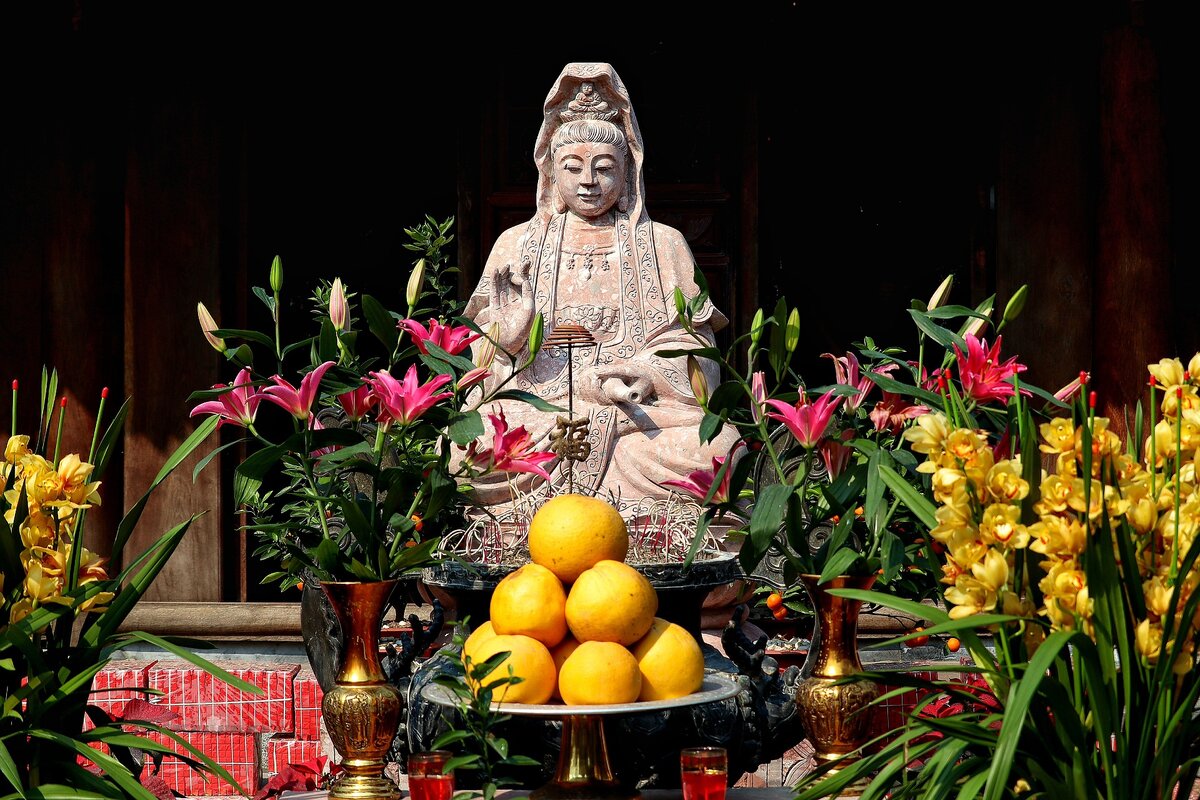 Леди Будда.