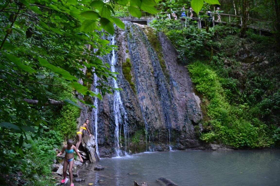 Ореховый водопад в Сочи