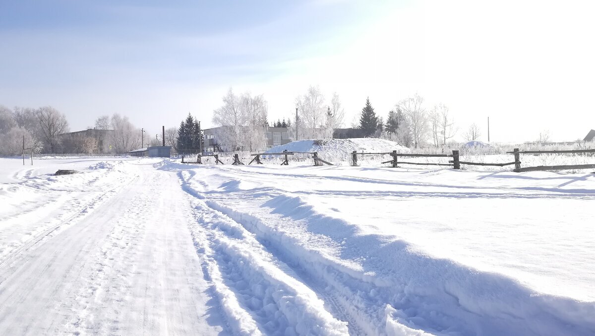 Приемы езды по снегу и зимнему бездорожью: 2 мифа и 4 правила(пригодится не  только рыбакам и охотникам) | Жёлтый | Дзен