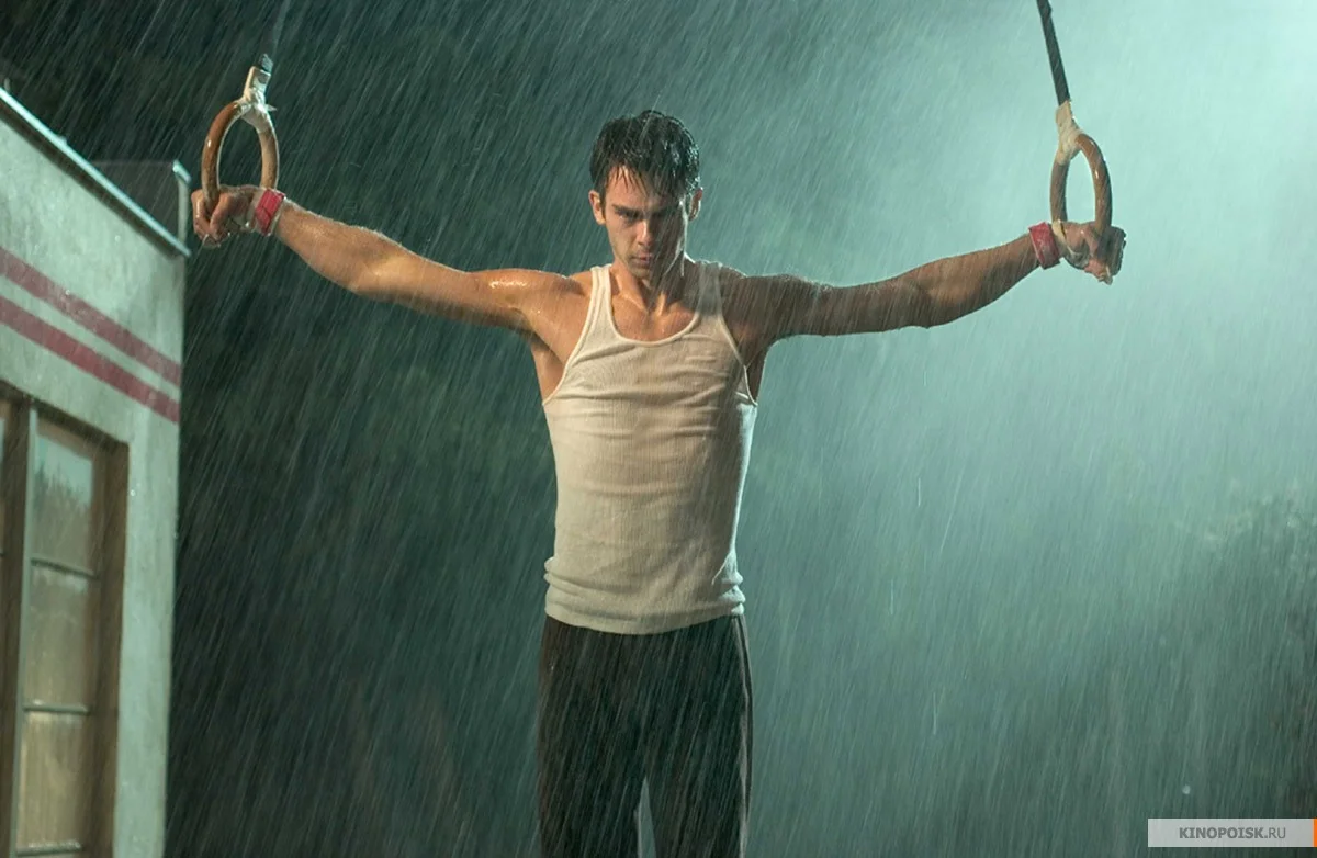 Кадр из фильма "Мирный воин". Источник: Яндекс картинки.