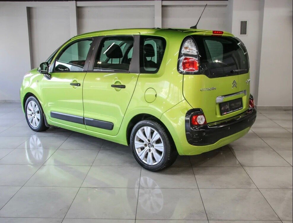 Какое масло лучше заливать в двигатель Citroen C3 Picasso