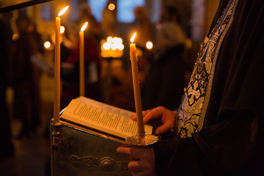 Держать Великий пост в этом году собирается каждый восьмой опрошенный из числа православных россиян.