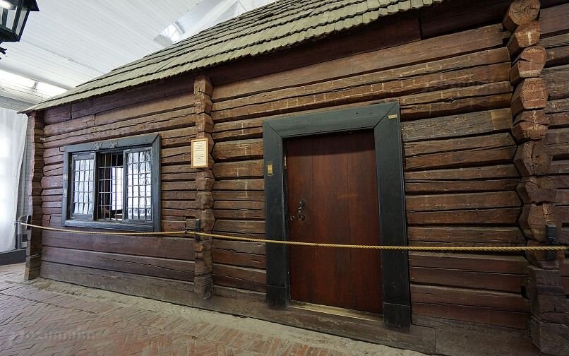 Домик Петра 1. Фото с сайта poznamka.ru