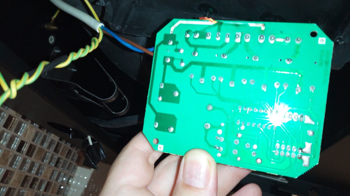 Плата кухонной вытяжки Krona после скачка напряжения в электросети