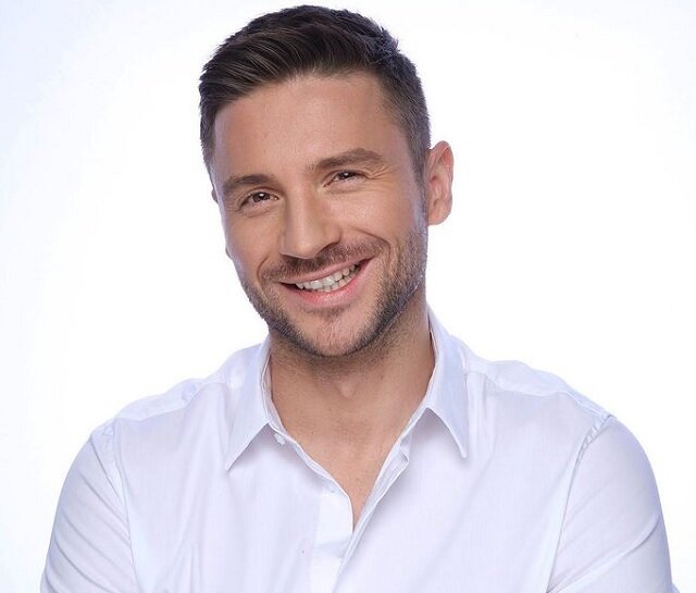 Сергей Лазарев