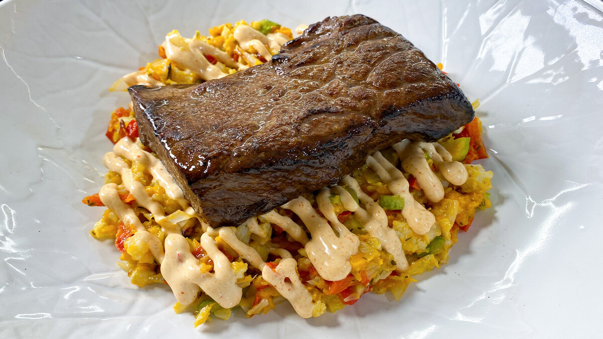 Стейк с гарниром