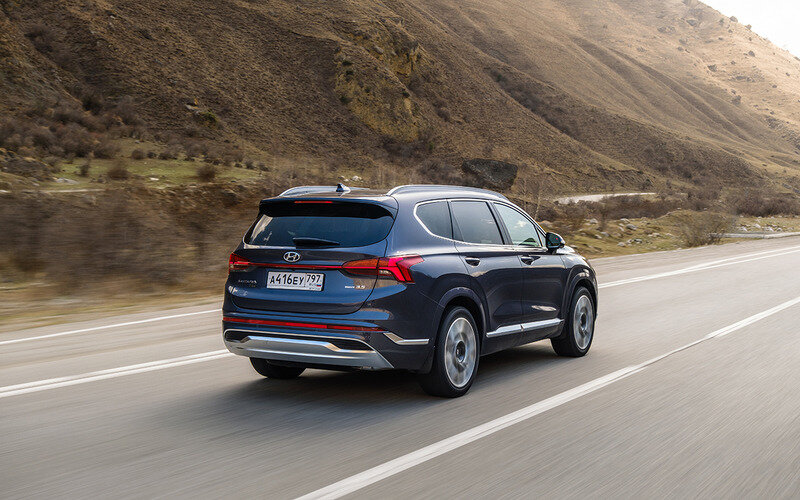 Мотор 3.5 V6 пока остается привилегией Hyundai Santa Fe
