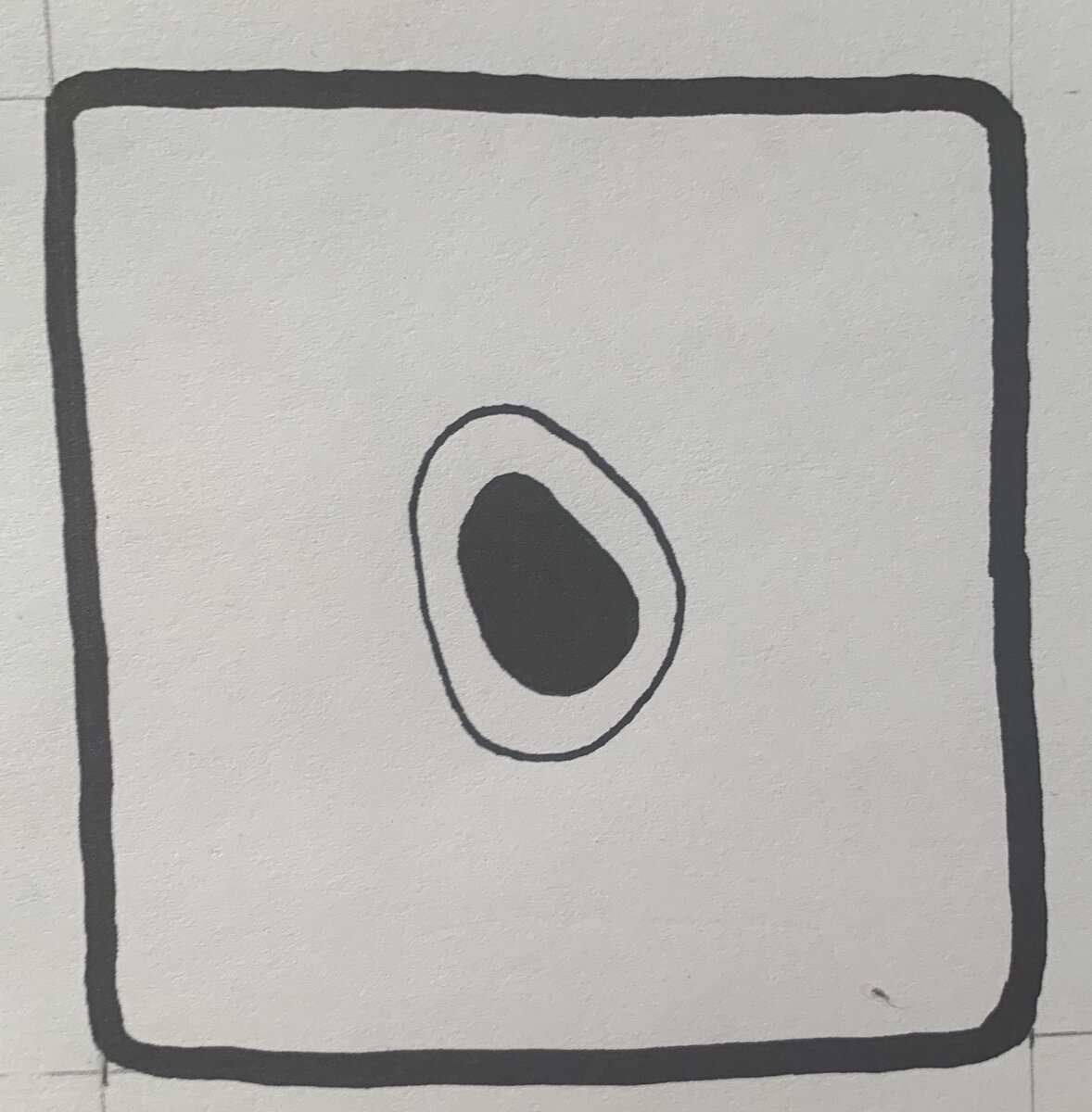 Ещё один овал побольше.