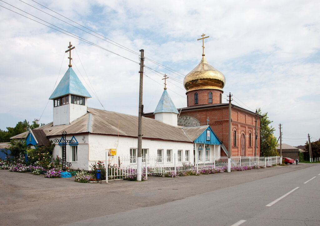 достопримечательности г зверево. достопримечательности г зверево. памятник докукину в зверево. зверево ростовская область. город зверево.