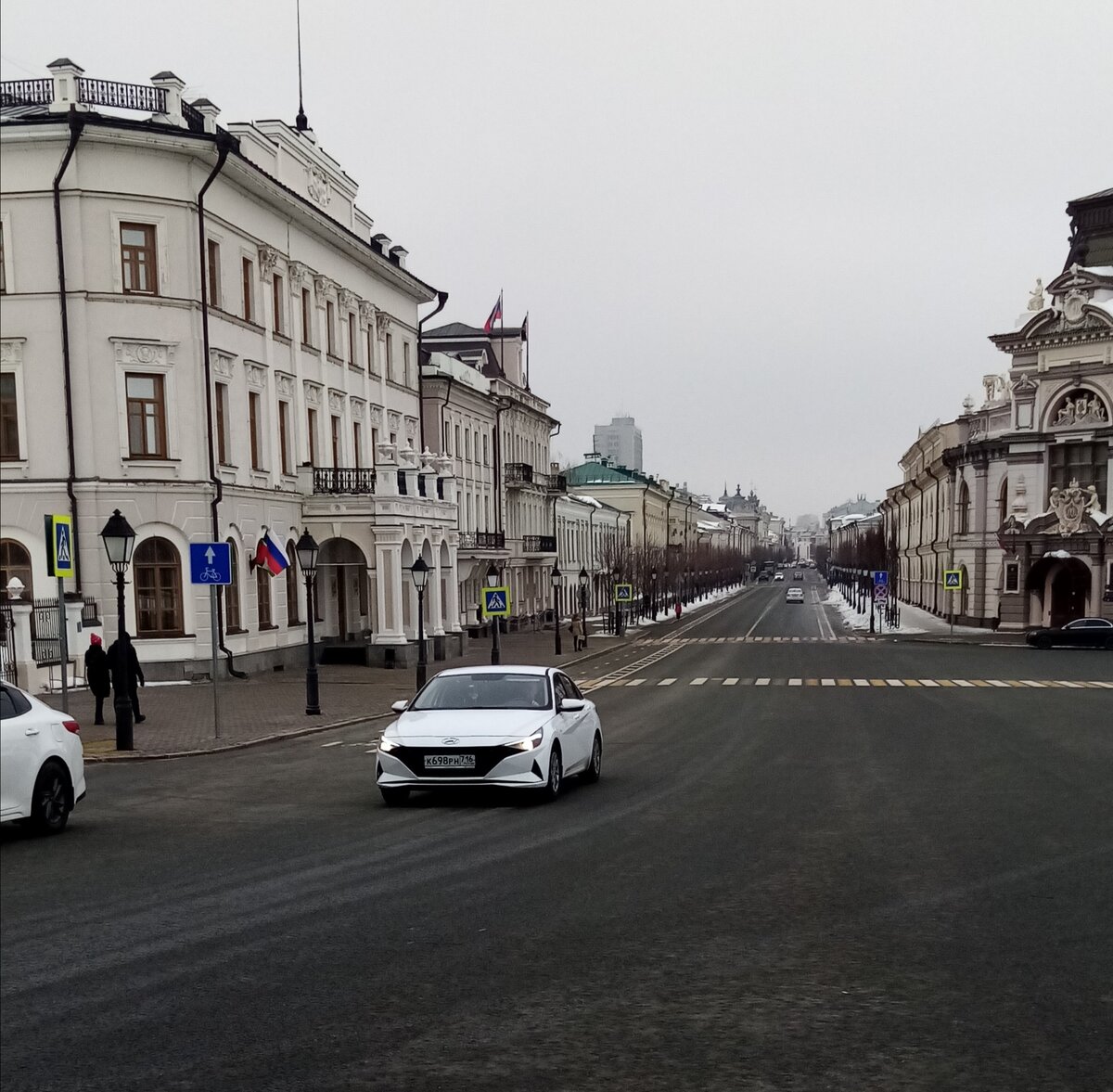 На этой улице наш отель