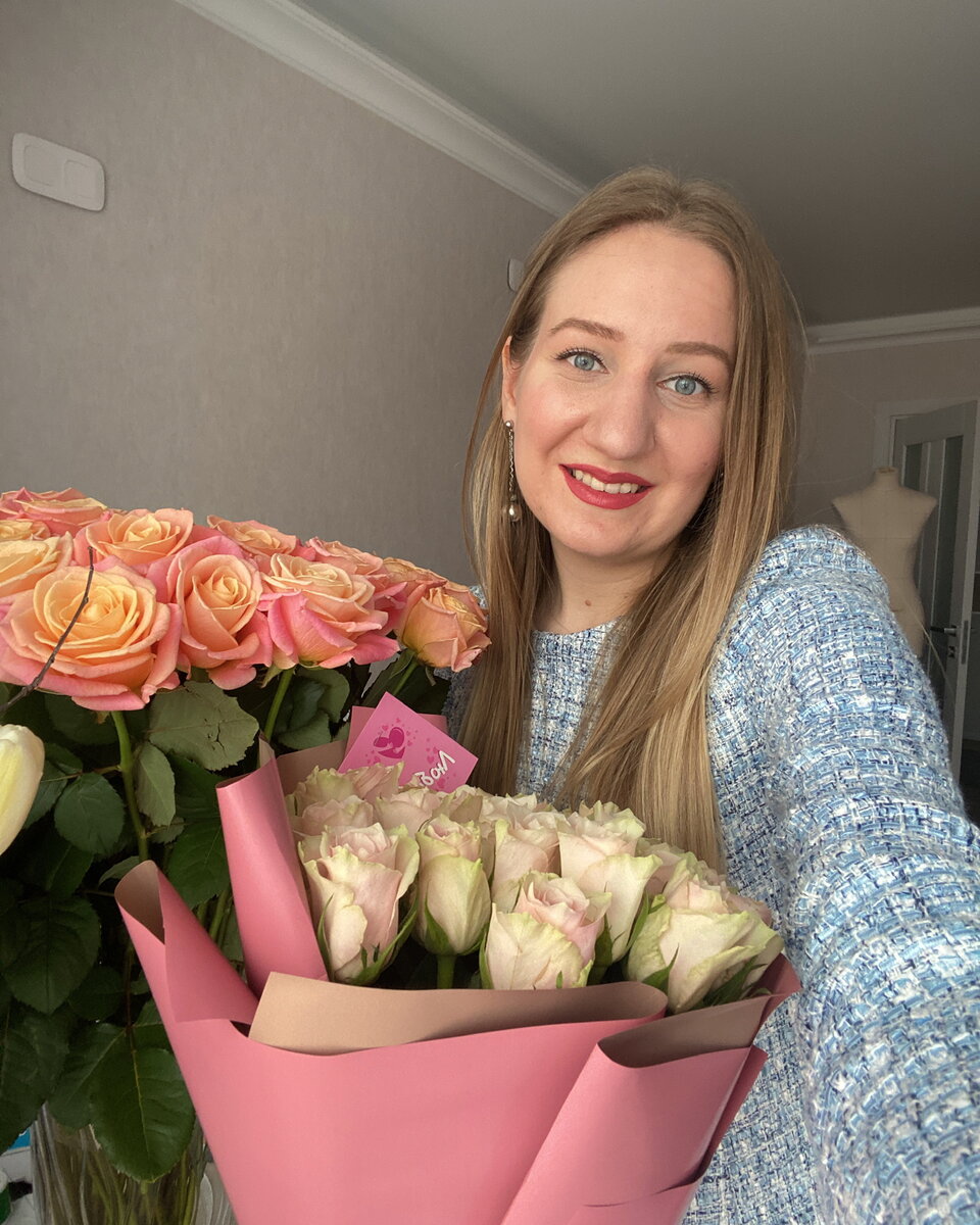 Это я! Фото с манекеном не нашла, каюсь!