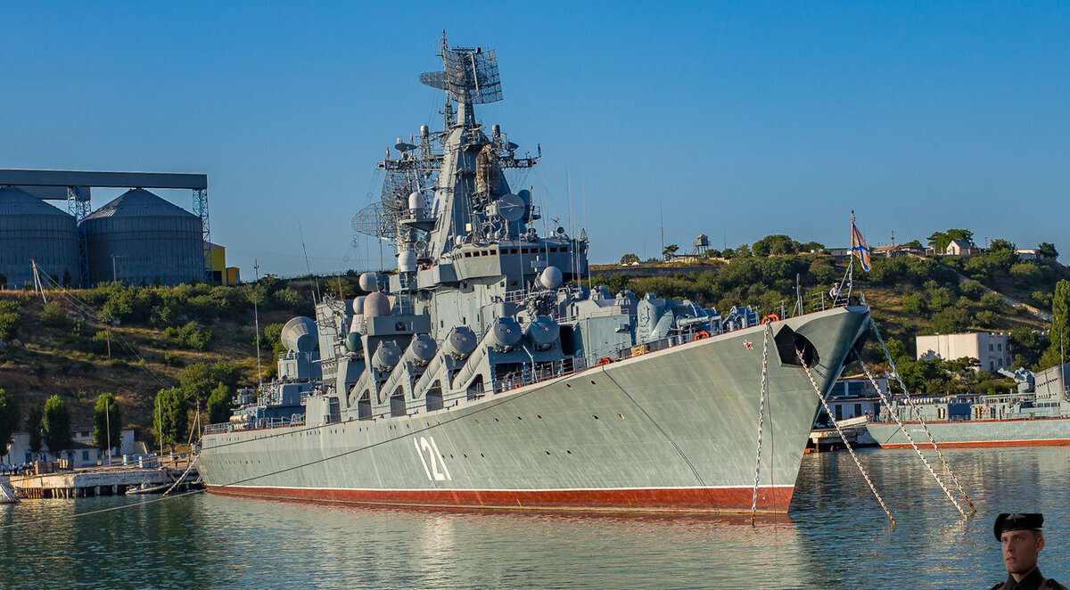 Картинки крейсера москва