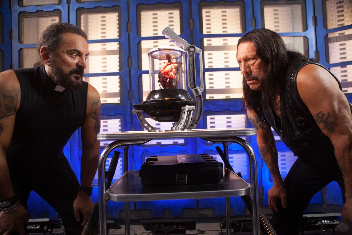 Том Савини, как его коллега Дэнни Трэхо, с радостью вернулись в проект "От заката до рассвета"