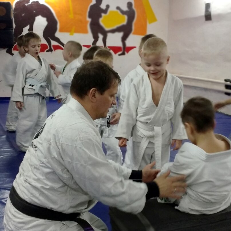 Учимся правильно падать