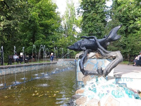 Фонтан в парке "Липки".