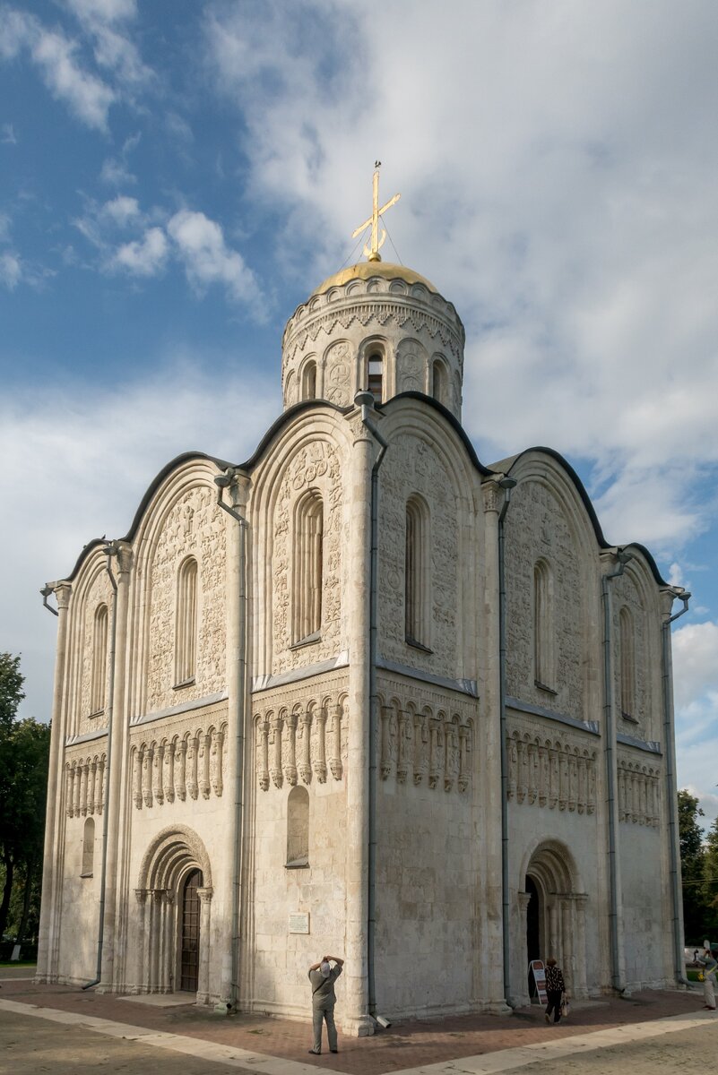 Дмитриевский собор во владимире внутри фото и снаружи