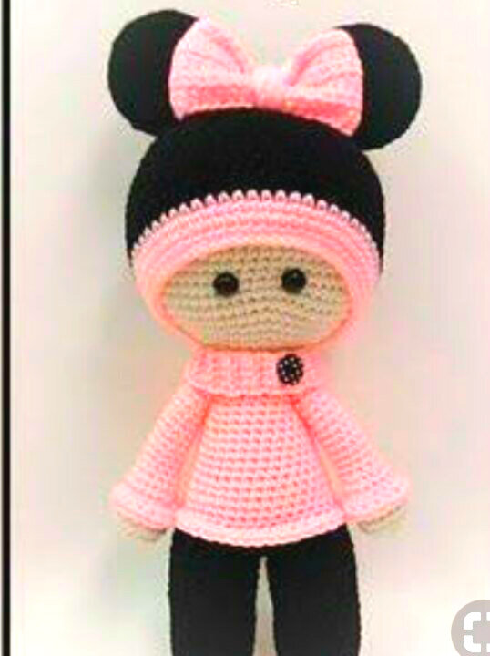 Фото автора. Куколка Лол уже приоделась к осени)