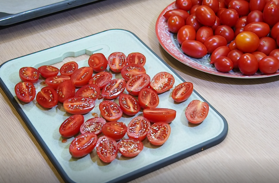Вяленые помидоры в домашних условиях, пошаговый рецепт с фото на 83 ккал