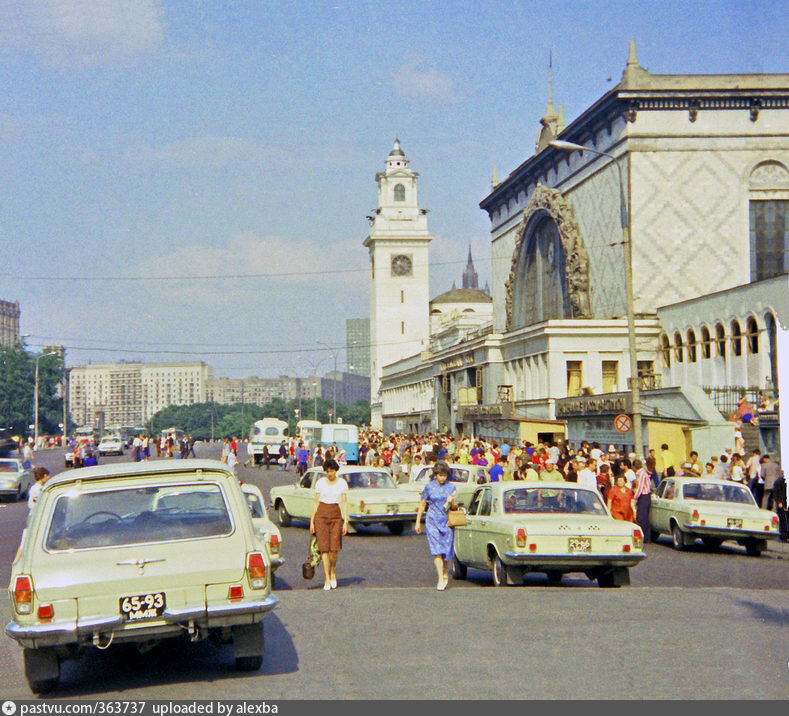 Площадь Киевского вокзала, 1977 г. Автор: Hans Birger Nilsen. 