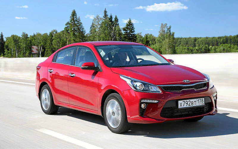 Kia Rio — самый популярный автомобиль в России.