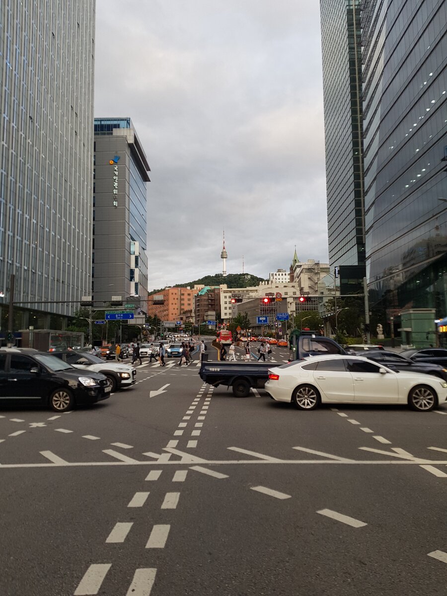 Кореянка беспрекословно должна была подчиняться свекрови. Действительно, судьбе девушек в этом случае было не позавидовать. -5