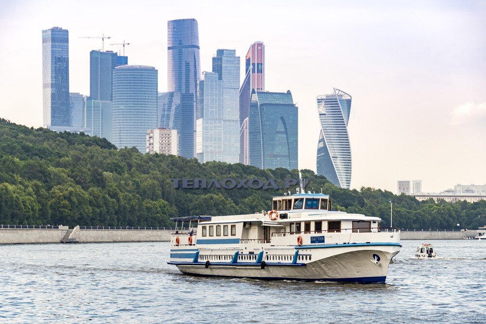 Теплоход "Лагуна"