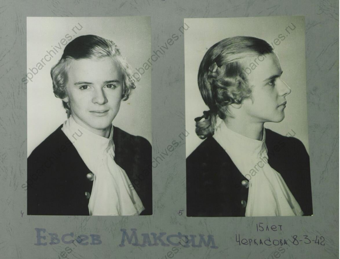 Листайте галерею. Фото с сайта Государственного центрального архива литературы и искусства Санкт-Петербурга