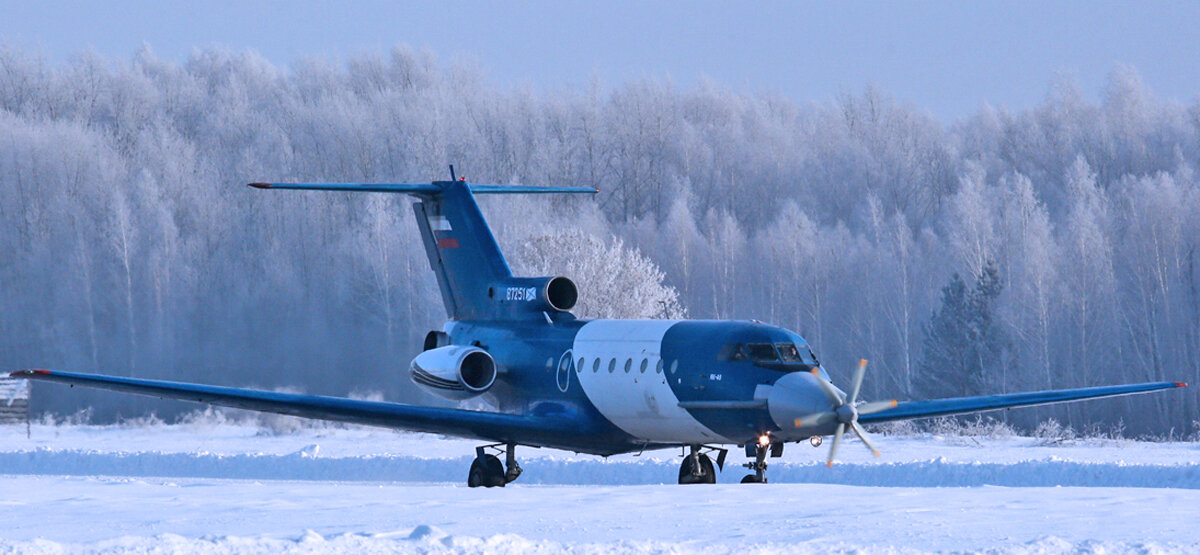 Летающая лаборатория с установленным электродвигателемна ВТСП, 2021 год