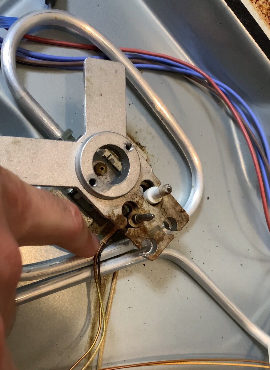 Сгорела плата Газовая варочная панель Bosch спустя 3 года.Вот вам и ...